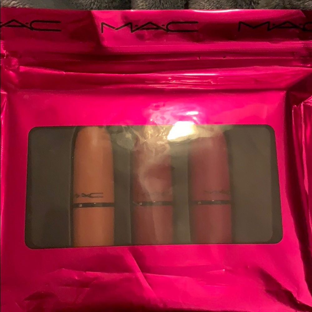 NIB Mac Holiday lipstick trio
